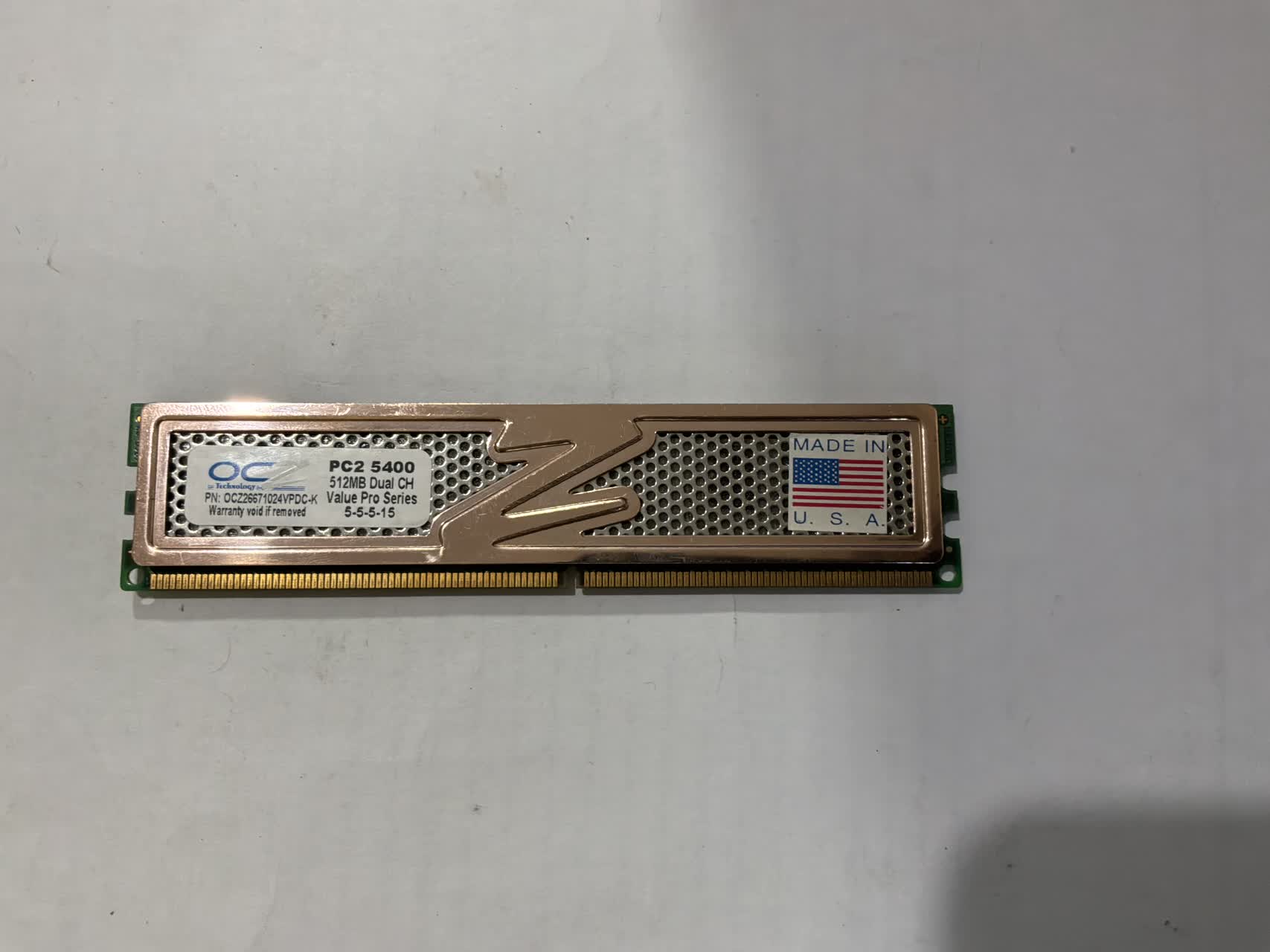 رم DDR2 512 MB OCZ DUAL CH VALUE PRO SERIES5-5-5-15(استوک) OCZ26671024VPDC-K