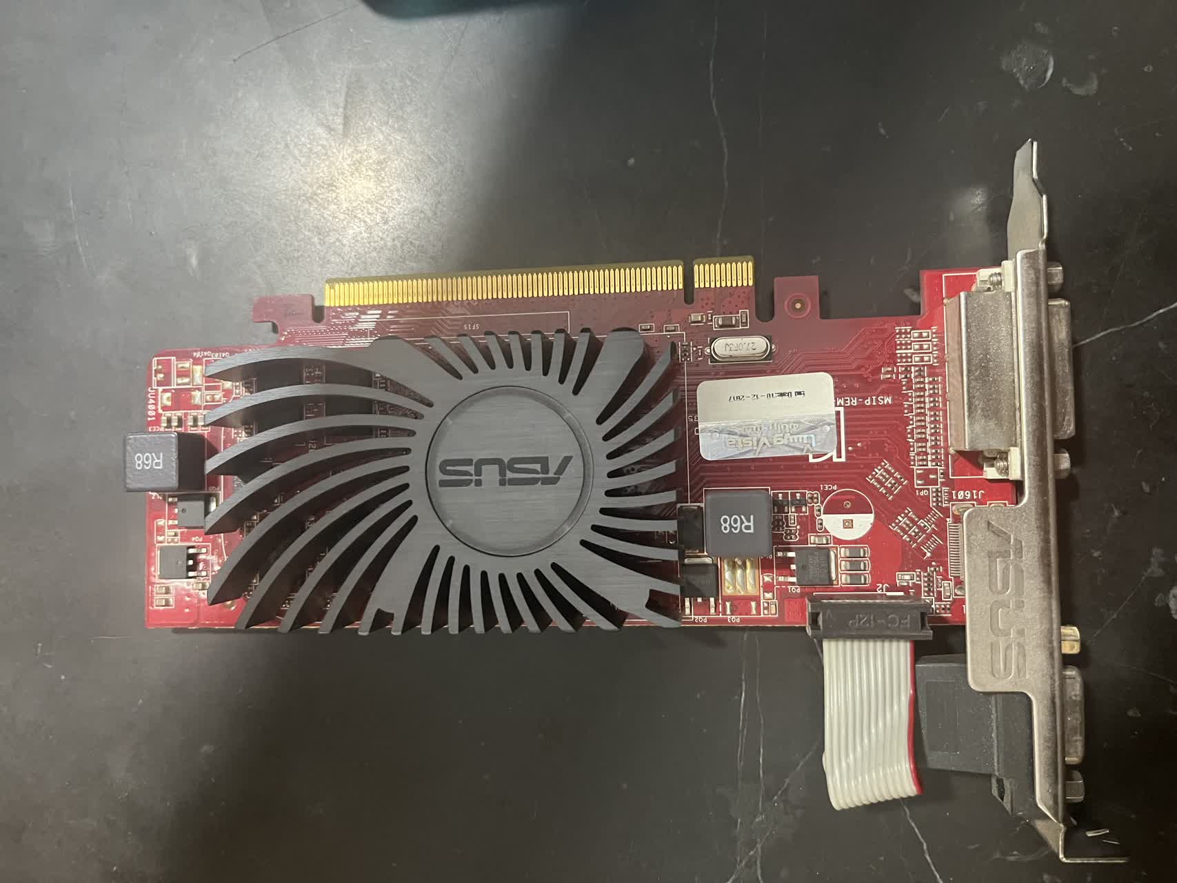 کارت گرافیک ASUS Radeon HD 5450 از سری EAH5450