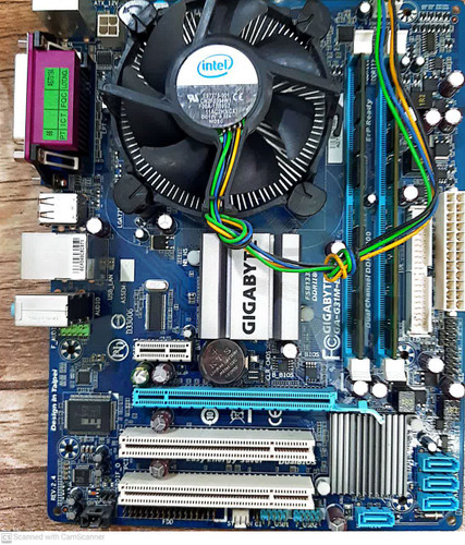 باندل مادربرد گیگابایت G31 ES2C ddr2 بهمراه cpu و ram و فن (استوک)